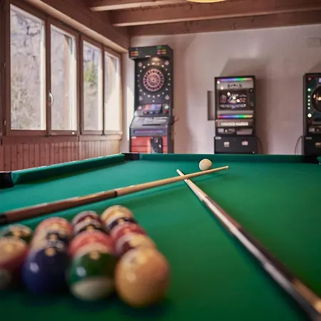 Alpine Base - Adults Only Albergue Lauterbrunnen