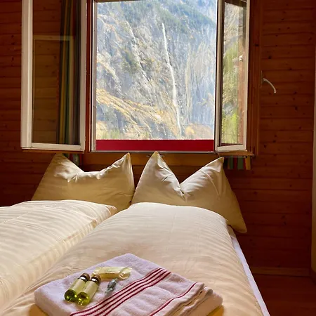 Alpine Base - Adults Only بيت شباب
