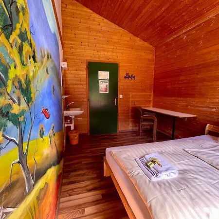 Alpine Base - Adults Only Lauterbrunnen