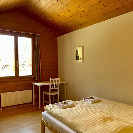 Alpine Base - Adults Only بيت شباب