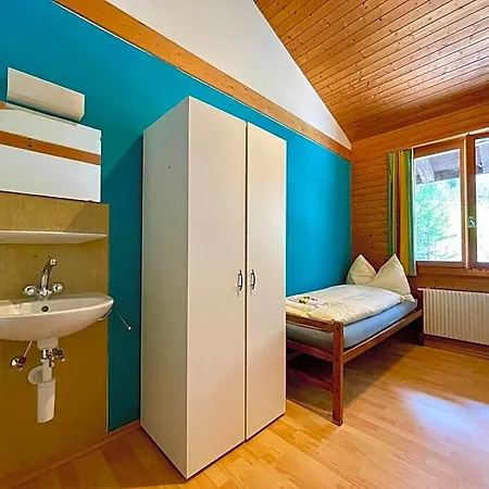 بيت شباب Alpine Base - Adults Only *