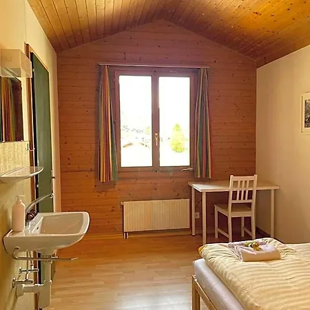 بيت شباب Alpine Base - Adults Only *