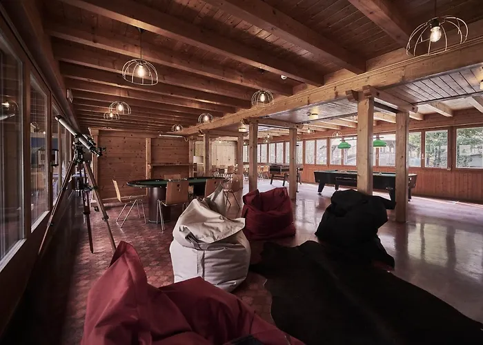 Alpine Base - Adults Only Hostel Lauterbrunnen