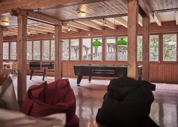 Alpine Base - Adults Only Hostel Lauterbrunnen