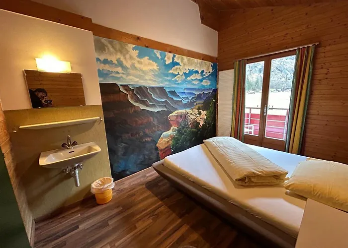 Hostel Alpine Base - Adults Only