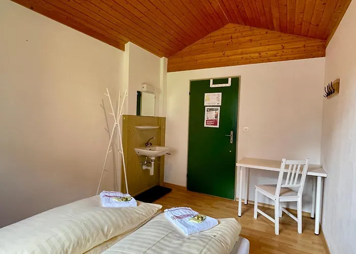 Alpine Base - Adults Only * Lauterbrunnen