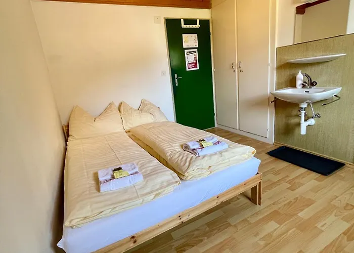 Hostel Alpine Base - Adults Only Lauterbrunnen
