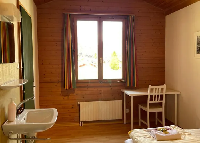 Alpine Base - Adults Only * Lauterbrunnen