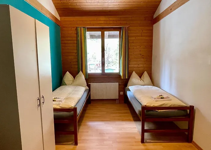 Alpine Base - Adults Only Lauterbrunnen