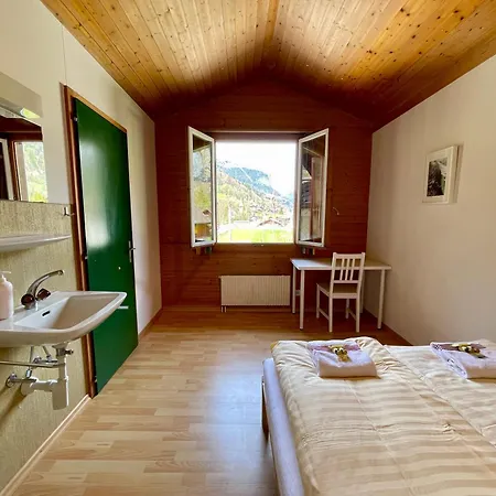 Hostel Alpine Base - Adults Only Lauterbrunnen