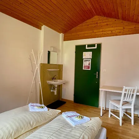 Alpine Base - Adults Only * Lauterbrunnen